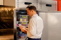 Jaką szafę chłodniczą kupić?