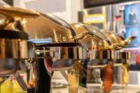 Jak wybrać podgrzewacz gastronomiczny? Poradnik Technica