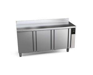 Stół chłodniczy 3-drzwiowy, bez agregatu, 416 l, 1717x600x850 mm, 0,03 kW | FAGOR, Snack