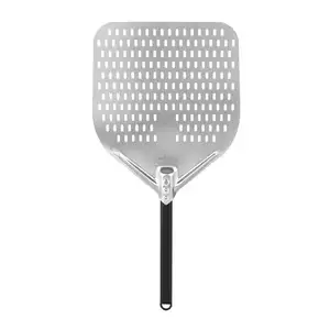Perforowana łopata do pizzy ze stali nierdzewnej z aluminiowym uchwytem, kwadratowa, 350x405x710 mm | TECHNICA, Pizza Line
