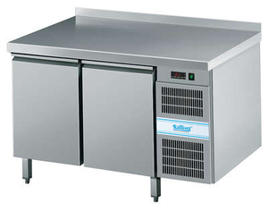 Piekarniczy stół chłodniczy, 2-drzwiowy, ze stali nierdzewnej, własne chłodzenie, bez blatu, 370 l, 0,37 kW, 1400x800x850 mm | RILLING, AKT EK824 6600