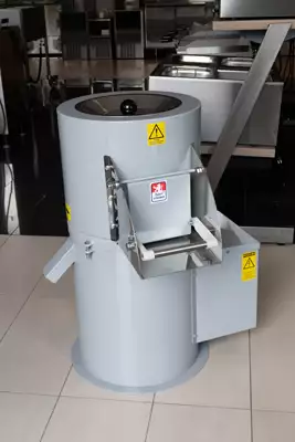 Obieraczka lakierowana do ziemniaków 0,55 kW, 12 l, 700x700x950 mm | REDFOX, SKBZ 12 L