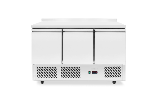 Stół chłodniczy 3-drzwiowy z blatem roboczym i rantem, 254 l, 0,22 kW, 1365x700x908 mm | ARKTIC, 238349